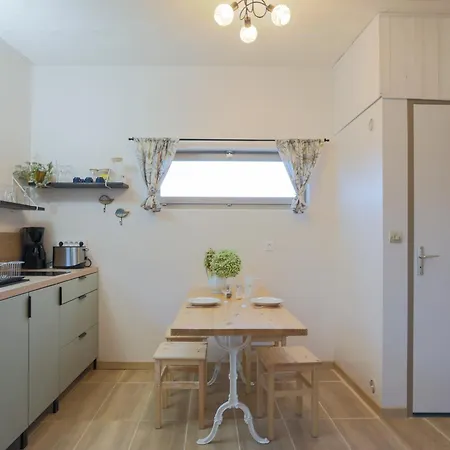 Mimi's Penty Apartment *